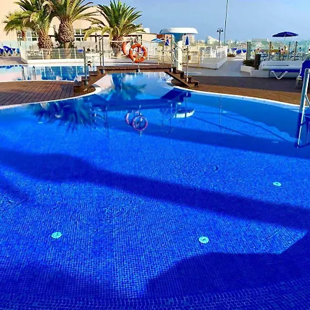 Mar Frente Al Mar, Américas Limpistar *