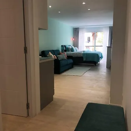 Mar Frente Al Mar, Américas Limpistar * Costa Adeje (Tenerife)